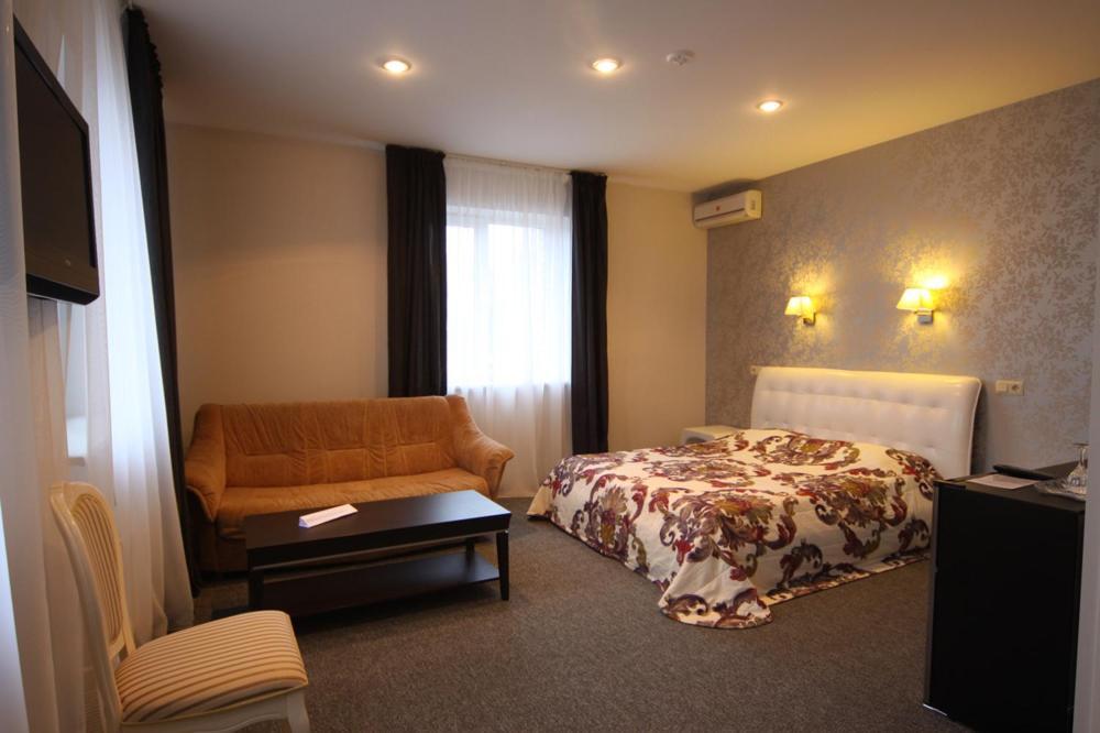 Hotel Felicia Рига Экстерьер фото